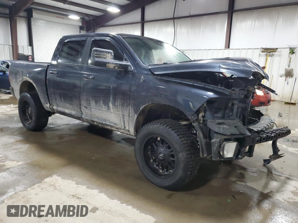 2013 Ram 1500 Sport z VIN 1C6RR7MT0DS615059, wystawiony jako Copart lot #89258315 z przebiegiem 136 524 mil mil oraz Szkoda całkowita • Salvage title. Historia ofert i sprzedaży dostępna na DreamBid. Obrazek 4.