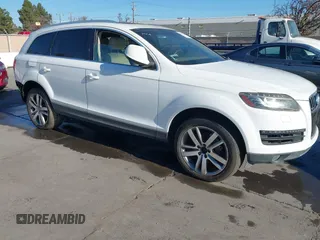 2011 Audi Q7 Premium Plus z VIN WA1LGAFEXBD010316, wystawiony jako IAAI lot #41407240 z przebiegiem 138 742 mil mil oraz . Historia ofert i sprzedaży dostępna na DreamBid. Obrazek 1.