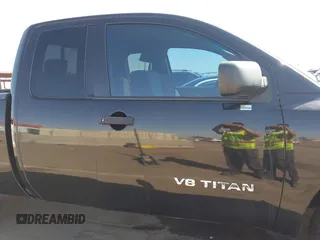 2006 Nissan Titan SE with VIN 1N6AA06A26N565554, listed as a IAAI auction lot 40485704 with 154,559 mi miles and . Bid and sale history available at DreamBid. Image 13.