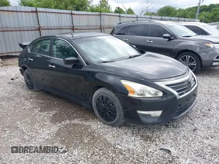 2013 Nissan Altima SL with VIN 1N4AL3AP0DN520853, listed as a IAAI auction lot 42525101 with 138,293 mi miles and . Bid and sale history available at DreamBid. Image 1.