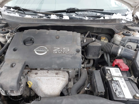 2004 Nissan Altima S with VIN 1N4AL11D64C137926, listed as a IAAI auction lot 41571445 with 124,147 mi miles. Bid and sale history available at carsss.com. Image 10.