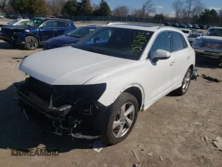 2019 Audi Q3 Premium with VIN WA1AECF3XK1079418, listed as a Copart auction lot 38725843 with 95,597 mi miles. Bid and sale history available at carsss.com. Image 1.