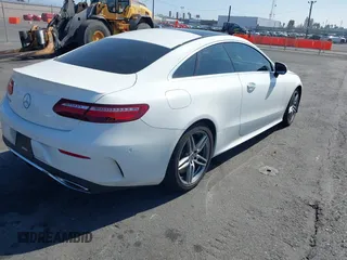 2019 Mercedes-Benz E with VIN WDD1J6HB6KF113709, listed as a IAAI auction lot 41640843 with 48,176 mi miles. Bid and sale history available at carsss.com. Image 4.