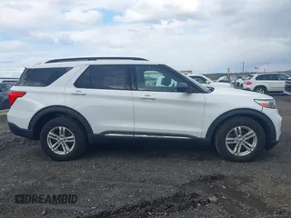 2020 Ford Explorer XLT z VIN 1FMSK8DH1LGA99484, wystawiony jako IAAI lot #41888238 z przebiegiem 51 946 mil mil oraz . Historia ofert i sprzedaży dostępna na DreamBid. Obrazek 13.