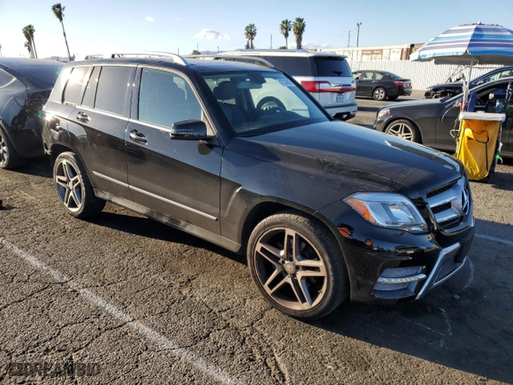 2013 Mercedes-Benz GLK-Class GLK 350 with VIN WDCGG5HB9DG143811, listed as a Copart auction lot 47324005 with 103,778 mi miles and Salvage Title. Bid and sale history available at carsss.com. Image 4.