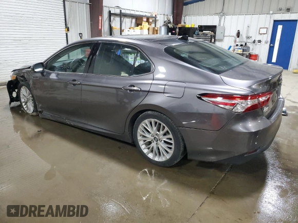 2019 Toyota Camry LE with VIN 4T1B11HK8KU820058, listed as a Copart auction lot 51451605 with 22,412 mi miles and Salvage Title. Bid and sale history available at carsss.com. Image 2.
