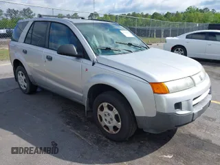 2004 Saturn VUE with VIN 5GZCZ33DX4S891748, listed as a IAAI auction lot 41983425 with 187,754 mi miles. Bid and sale history available at carsss.com. Image 1.