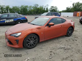 2017 Toyota 86 z VIN JF1ZNAA13H8702550, wystawiony jako Copart lot #56128475 z przebiegiem 52 994 mil mil oraz Szkody całkowita. Historia ofert i sprzedaży dostępna na DreamBid. Obrazek 1.