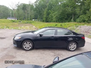 2014 Lexus ES 330 z VIN JTHBK1GG7E2092567, wystawiony jako IAAI lot #42628752 z przebiegiem 157 355 mil mil oraz . Historia ofert i sprzedaży dostępna na DreamBid. Obrazek 15.