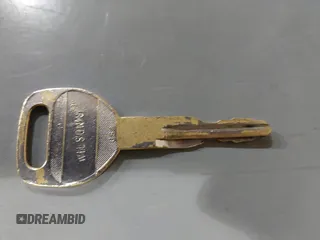 1993 Honda Accord z VIN 1HGCB7651PA022436, wystawiony jako IAAI lot #41785092 z przebiegiem Nie podano mil oraz . Historia ofert i sprzedaży dostępna na DreamBid. Obrazek 11.