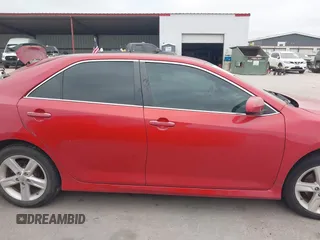 2013 Toyota Camry L with VIN 4T1BF1FK1DU662864, listed as a IAAI auction lot 42035529 with 235,460 mi miles. Bid and sale history available at carsss.com. Image 13.