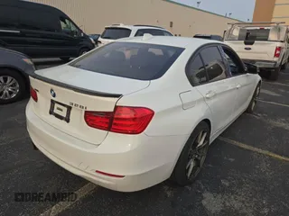 2014 BMW 3 Series 328i xDrive с VIN WBA3B5G57ENS10589, выставлен на аукционе Copart как лот 60533065 с пробегом 208 112 миль миль и Чистый • Clean title. История ставок и продаж доступна на DreamBid. Изображение 4.