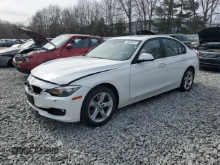 2013 BMW 3 Series 328i xDrive with VIN WBA3B3C50DF540755, listed as a Copart auction lot 48889625 with 84,326 mi miles and Clean Title. Bid and sale history available at carsss.com. Image 1.