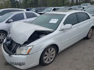 2006 Toyota Avalon XL with VIN 4T1BK36B46U156732, listed as a IAAI auction lot 41946773 with 203,343 mi miles. Bid and sale history available at carsss.com. Image 2.