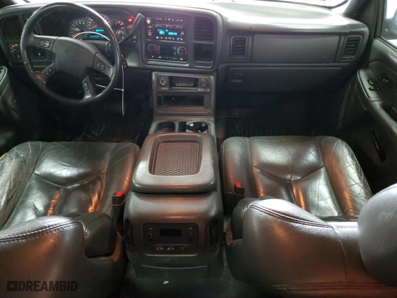 2004 Chevrolet Avalanche Z71 with VIN 3GNEK12T54G216464, listed as a Copart auction lot 46102235 with 184,803 mi miles and Salvage Title. Bid and sale history available at carsss.com. Image 8.