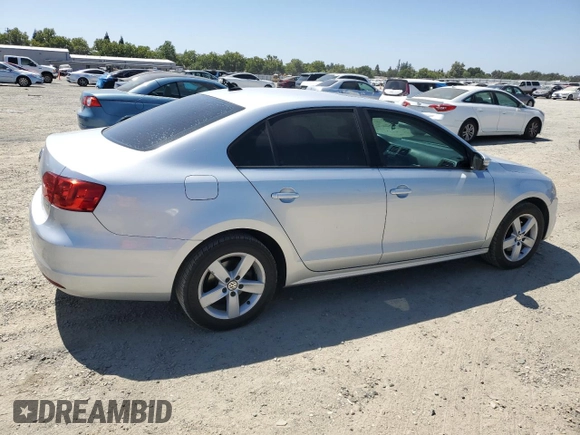 2012 Volkswagen Jetta TDI with VIN 3VWLL7AJ4CM325799, listed as a Copart auction lot 61835265 with 153,404 mi miles and Salvage title. Bid and sale history available at DreamBid. Image 3.