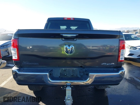 2019 Ram 2500 Big Horn with VIN 3C6UR5DL3KG519364, listed as a IAAI auction lot 41582163 with 21,881 mi miles and . Bid and sale history available at DreamBid. Image 17.