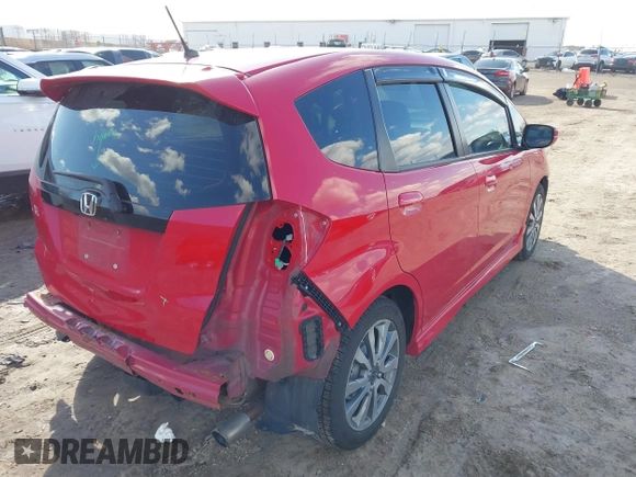 2013 Honda Fit Sport with VIN JHMGE8H57DC070211, listed as a IAAI auction lot 41866545 with 113,235 mi miles. Bid and sale history available at carsss.com. Image 4.