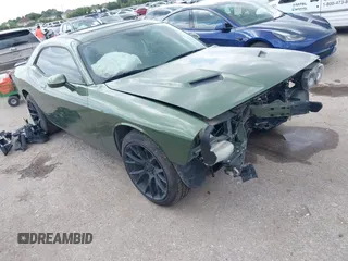 2019 Dodge Challenger SXT z VIN 2C3CDZAG3KH632849, wystawiony jako IAAI lot #42472712 z przebiegiem 72 589 mil mil oraz . Historia ofert i sprzedaży dostępna na DreamBid. Obrazek 1.