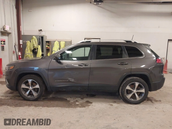 2019 Jeep Cherokee Limited z VIN 1C4PJMDX4KD133303, wystawiony jako IAAI lot #41212933 z przebiegiem 115 332 mil mil oraz . Historia ofert i sprzedaży dostępna na DreamBid. Obrazek 14.