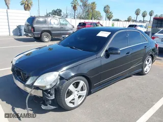 2011 Mercedes-Benz E-Class E 350 Luxury with VIN WDDHF5GB6BA290205, listed as a IAAI auction lot 41871457 with 147,805 mi miles. Bid and sale history available at carsss.com. Image 18.
