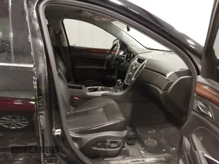 2012 Cadillac SRX Performance Collection z VIN 3GYFNBE30CS628660, wystawiony jako IAAI lot #42341993 z przebiegiem 249 922 mil mil oraz . Historia ofert i sprzedaży dostępna na DreamBid. Obrazek 5.