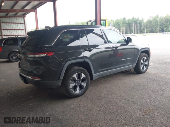 2024 Jeep Grand Cherokee with VIN 1C4RJYB65RC120893, listed as a IAAI auction lot 42603156 with 41,942 mi miles and . Bid and sale history available at DreamBid. Image 4.