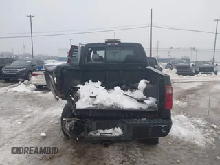 2005 Ford F-250 XL z VIN 1FTSW21515EC67798, wystawiony jako IAAI lot #41463473 z przebiegiem 221 075 mil mil oraz . Historia ofert i sprzedaży dostępna na DreamBid. Obrazek 15.