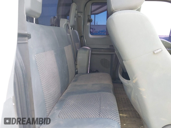 2012 Ford F-250 XL z VIN 1FT7X2B65CEA15950, wystawiony jako IAAI lot #41786771 z przebiegiem 306 477 mil mil oraz . Historia ofert i sprzedaży dostępna na DreamBid. Obrazek 8.