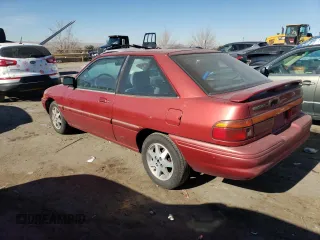 1996 Ford Escort z VIN 1FASP11J0TW138176, wystawiony jako Copart lot #82435494 z przebiegiem 62 107 mil mil oraz Czysty tytuł • Clean title. Historia ofert i sprzedaży dostępna na DreamBid. Obrazek 2.