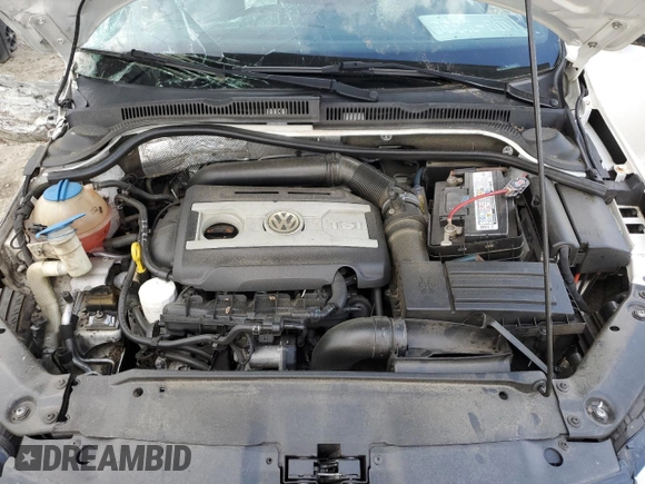 2013 Volkswagen Jetta GLI Autobahn с VIN 3VW467AJ2DM208994, выставлен на аукционе Copart как лот 67785464 с пробегом Не указан миль и Списание • Salvage title. История ставок и продаж доступна на DreamBid. Изображение 12.
