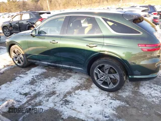 2024 Genesis GV70 Advanced with VIN 5NMMCET16RH003640, listed as a IAAI auction lot 41406634 with 8,250 mi miles and . Bid and sale history available at DreamBid. Image 14.