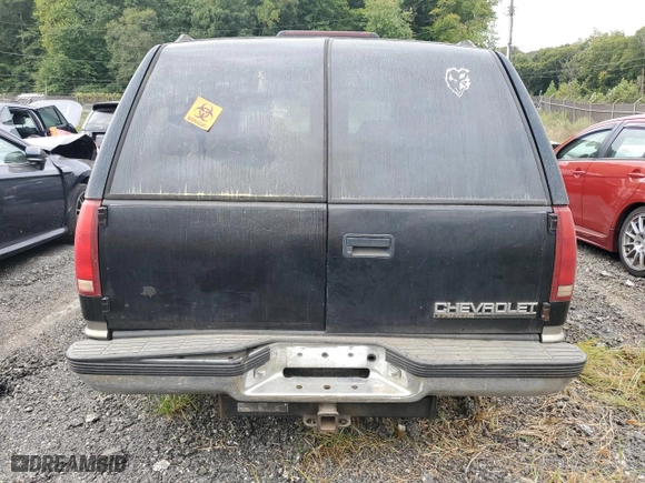 1999 Chevrolet Tahoe Z71 with VIN 1GNEK13R3XJ458174, listed as a Copart auction lot 70461674 with 181,622 mi miles and Salvage Title. Bid and sale history available at carsss.com. Image 6.