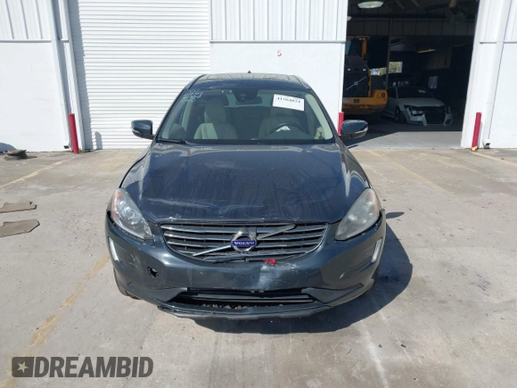 2015 Volvo XC60 T5 Drive-E Premier Plus with VIN YV440MDC7F2606774, listed as a IAAI auction lot 41564034 with 166,758 mi miles. Bid and sale history available at carsss.com. Image 12.