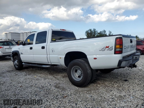 2006 Chevrolet Silverado 3500 DRW LT1 with VIN 1GCJK33D86F259615, listed as a Copart auction lot 52218565 with 64,497 mi miles and Salvage Title. Bid and sale history available at carsss.com. Image 2.