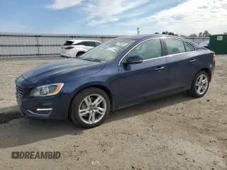 2015 Volvo S60 T5 Platinum with VIN YV1612TMXF2360756, listed as a Copart auction lot 47140365 with 147,280 mi miles and Clean Title. Bid and sale history available at carsss.com. Image 1.