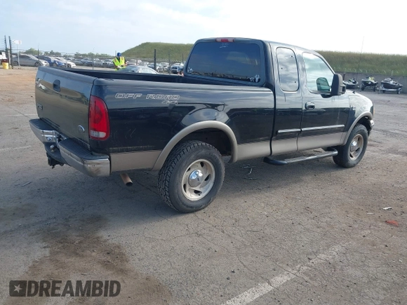2001 Ford F-150 XL with VIN 1FTRX18L91NB17992, listed as a IAAI auction lot 42081755 with 1 mi miles. Bid and sale history available at carsss.com. Image 4.