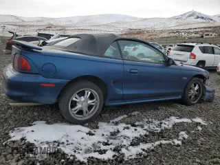 1998 Ford Mustang GT z VIN 1FAFP45X6WF186450, wystawiony jako Copart lot #45398475 z przebiegiem 124 697 mil mil oraz Szkoda całkowita • Salvage title. Historia ofert i sprzedaży dostępna na DreamBid. Obrazek 3.