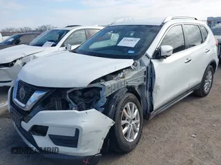 2019 Nissan Rogue SV with VIN KNMAT2MT8KP511526, listed as a IAAI auction lot 41245873 with 89,825 mi miles. Bid and sale history available at carsss.com. Image 17.