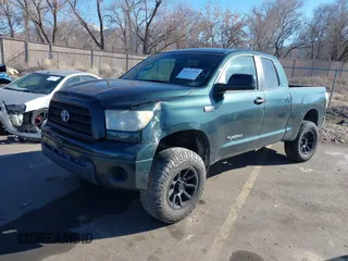2008 Toyota Tundra z VIN 5TFBV54198X078550, wystawiony jako IAAI lot #41527928 z przebiegiem 190 483 mil mil oraz . Historia ofert i sprzedaży dostępna na DreamBid. Obrazek 2.