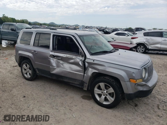 2017 Jeep Patriot High Altitude z VIN 1C4NJPFA4HD160978, wystawiony jako Copart lot #53547045 z przebiegiem 127 297 mil mil oraz Szkoda całkowita • Salvage title. Historia ofert i sprzedaży dostępna na DreamBid. Obrazek 4.