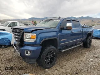 2017 GMC Sierra 2500HD SLT with VIN 1GT12TEG0HF124669, listed as a Copart auction lot 61581765 with 154,260 mi miles and Salvage title. Bid and sale history available at DreamBid. Image 1.