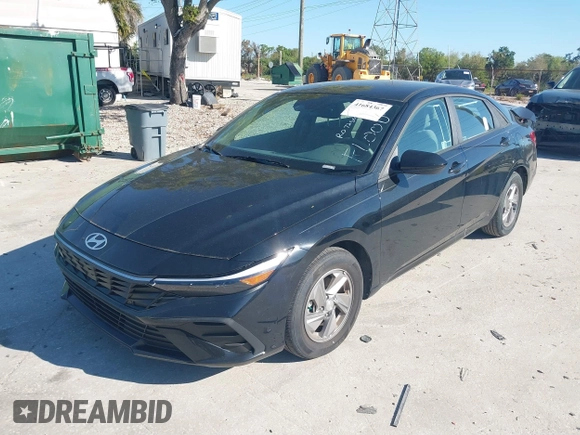 2024 Hyundai Elantra SE with VIN KMHLL4DG9RU802003, listed as a IAAI auction lot 41684367 with 2,760 mi miles and . Bid and sale history available at DreamBid. Image 17.