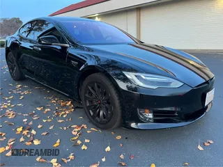 2017 Tesla Model S 60 with VIN 5YJSA1E15HF219286, listed as a Copart auction lot 84771024 with 43,259 mi miles and Salvage title. Bid and sale history available at DreamBid. Image 1.