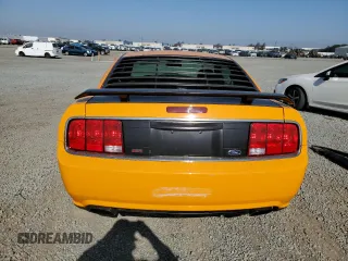 2007 Ford Mustang GT Deluxe with VIN 1ZVFT82H375264889, listed as a Copart auction lot 61177985 with 10,555 mi miles and Salvage title. Bid and sale history available at DreamBid. Image 6.