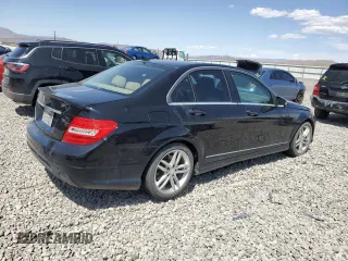 2014 Mercedes-Benz C 250 Sport with VIN WDDGF4HBXEG218784, listed as a Copart auction lot 60883725 with 156,214 mi miles and Clean title. Bid and sale history available at DreamBid. Image 3.