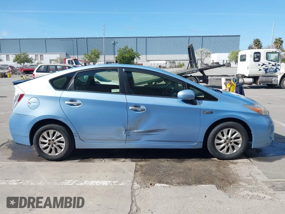 2013 Toyota Prius with VIN JTDKN3DP8D3043007, listed as a IAAI auction lot 41969696 with 659,037 mi miles and . Bid and sale history available at DreamBid. Image 14.
