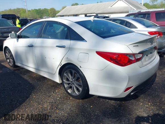 2014 Hyundai Sonata Limited with VIN 5NPEC4AB6EH938762, listed as a IAAI auction lot 42065654 with 205,483 mi miles and . Bid and sale history available at DreamBid. Image 3.