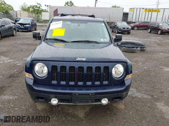 2013 Jeep Patriot Latitude z VIN 1C4NJRFB7DD249572, wystawiony jako IAAI lot #42350829 z przebiegiem 65 898 mil mil oraz . Historia ofert i sprzedaży dostępna na DreamBid. Obrazek 13.