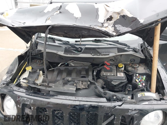 2016 Jeep Patriot Sport with VIN 1C4NJRBB4GD551671, listed as a IAAI auction lot 42322700 with 157,497 mi miles and . Bid and sale history available at DreamBid. Image 10.